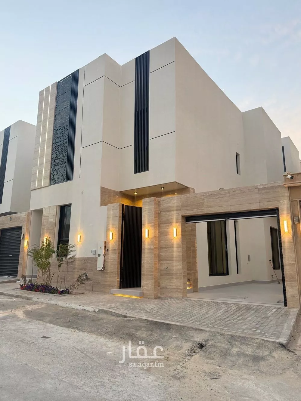 فيلا للبيع في شارع محمد بن أبي بكر القيم, حي المهدية, مدينة الرياض, منطقة الرياض 1 صورة