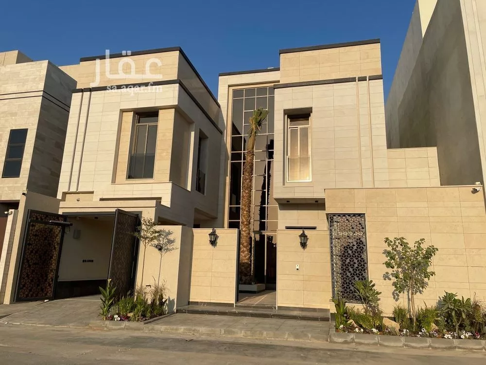 فيلا للبيع في شارع أبي العباس الصقلي, حي المهدية, مدينة الرياض, منطقة الرياض 1 صورة