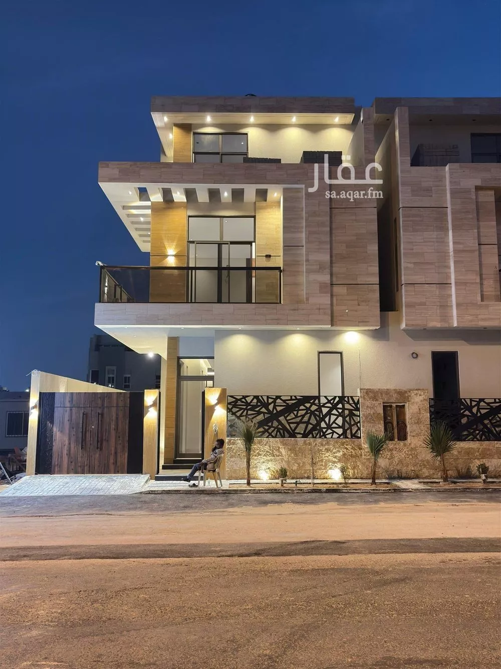 فيلا للبيع في شارع محمد بن أبي بكر القيم, حي المهدية, مدينة الرياض, منطقة الرياض 1 صورة