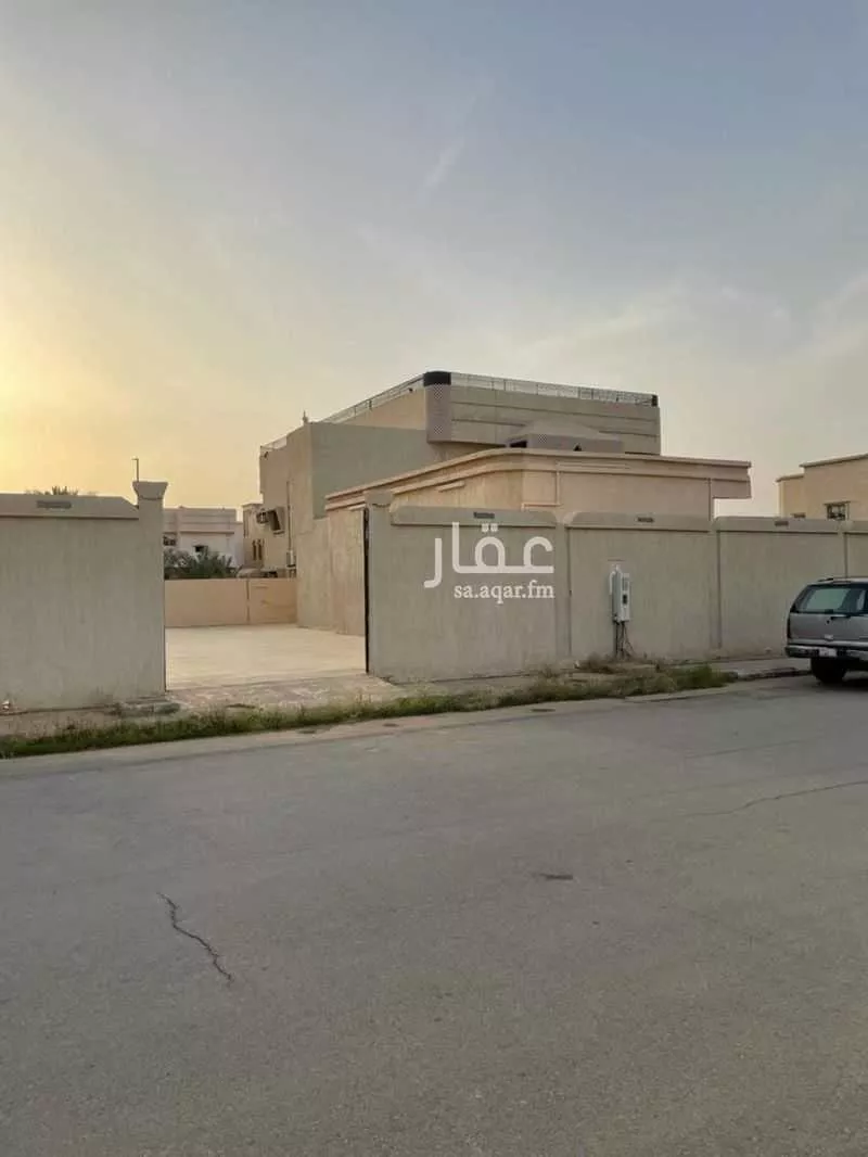 فيلا للبيع في شارع مالك بن دينار ، حي المساعدية ، رفحاء ، رفحاء 1 صورة