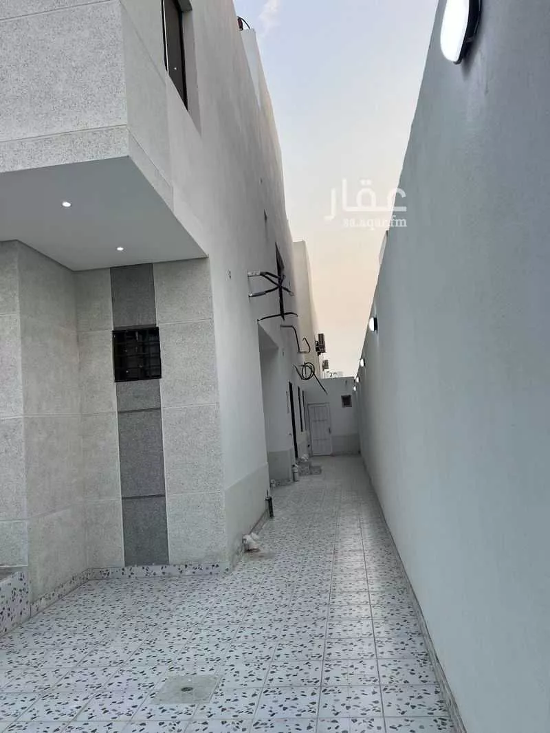 فيلا للبيع في شارع الامير فهد جلوي, حي الصالحية, مدينة جدة, منطقة مكة المكرمة 1 صورة