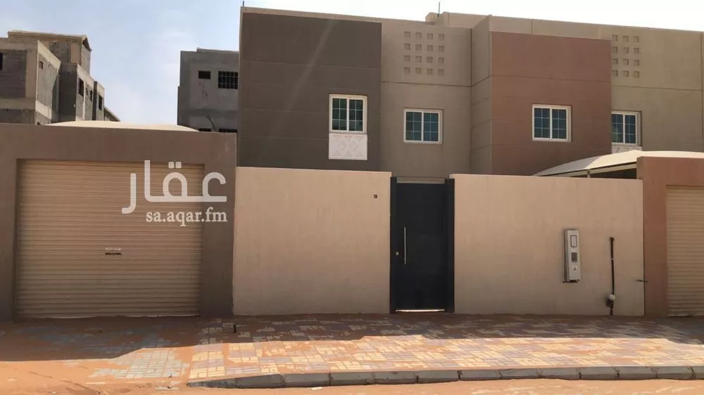 فيلا للبيع في شارع ابن أبي بكر المخزومي, حي مطار الملك خالد الدولي, مدينة الرياض, منطقة الرياض 1 صورة