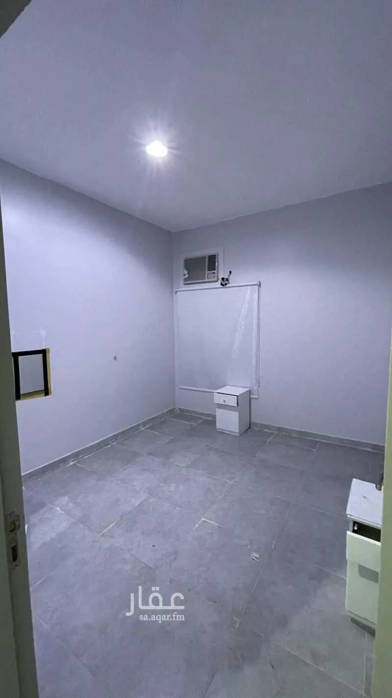 عمارة للإيجار في شارع الجنادريه, حي ظهرة لبن, مدينة الرياض, منطقة الرياض 1 صورة