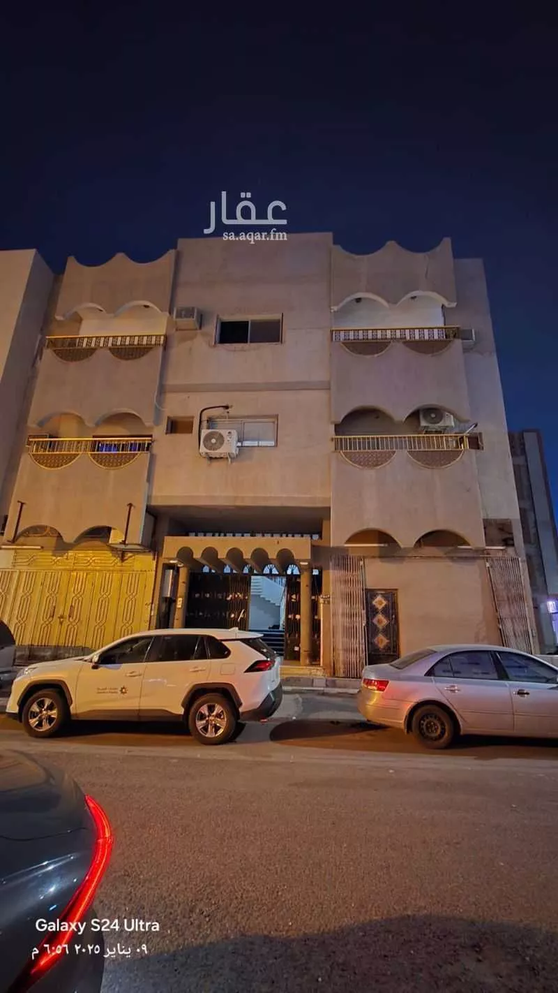 عمارة للبيع في شارع ابن شعبة, حي العريض, مدينة المدينه المنوره, منطقة المدينة المنورة 1 صورة