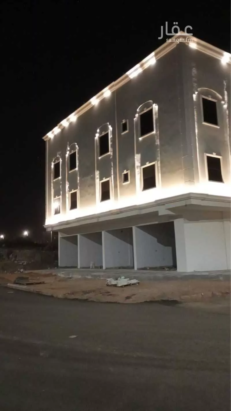 عمارة للبيع في شارع الفضه, حي عين الخيف, مدينة المدينة المنورة, منطقة المدينة المنورة 1 صورة
