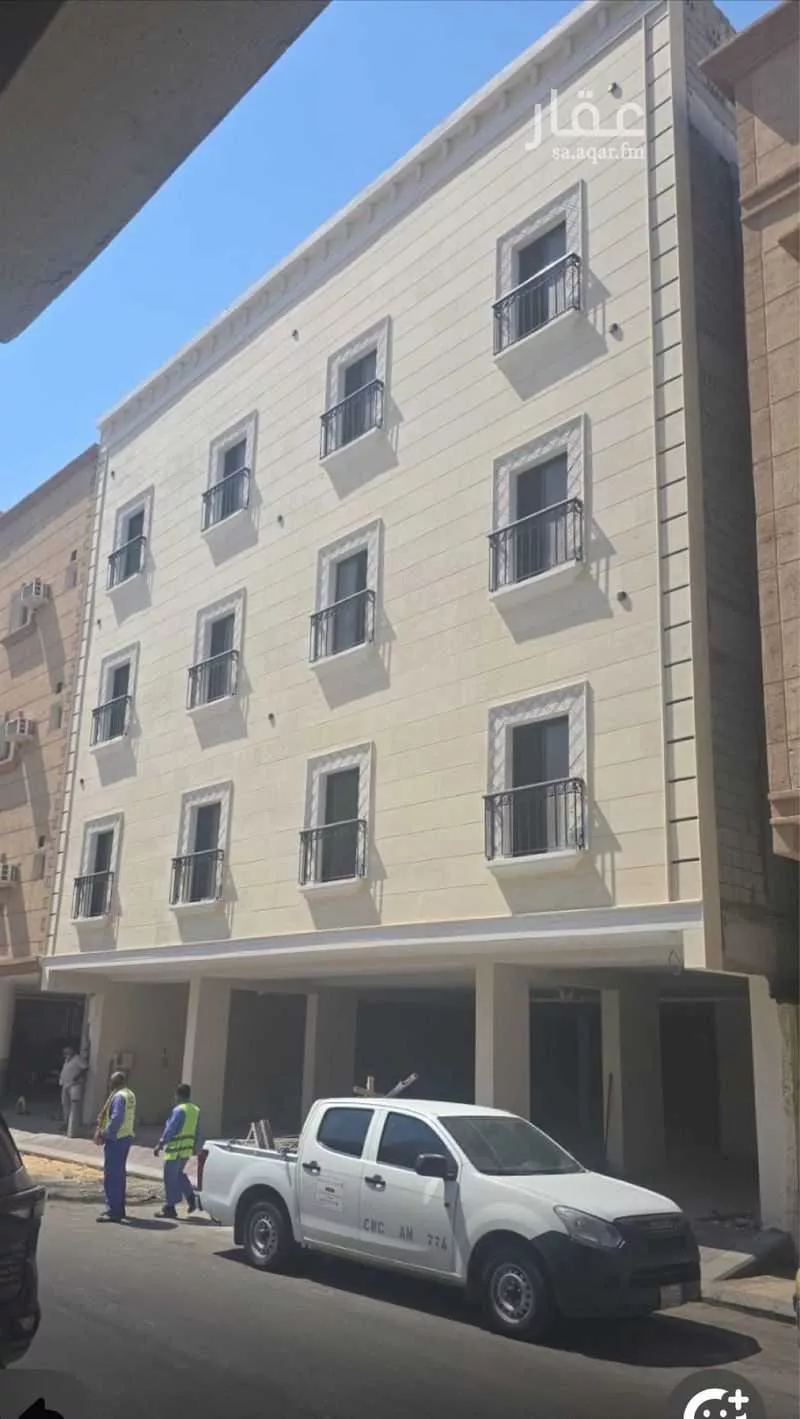 عمارة للإيجار في شارع الامير عبدالرحمن ابن عبدالعزيز, حي مدينة العمال, مدينة الخبر, المنطقة الشرقية 1 صورة