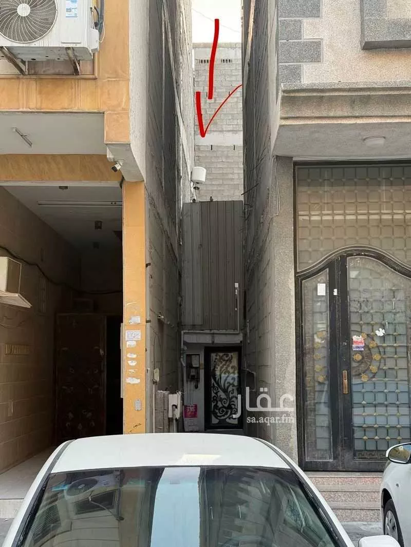 عمارة للبيع في شارع حائل, حي الثقبة, مدينة الخبر, المنطقة الشرقية 1 صورة