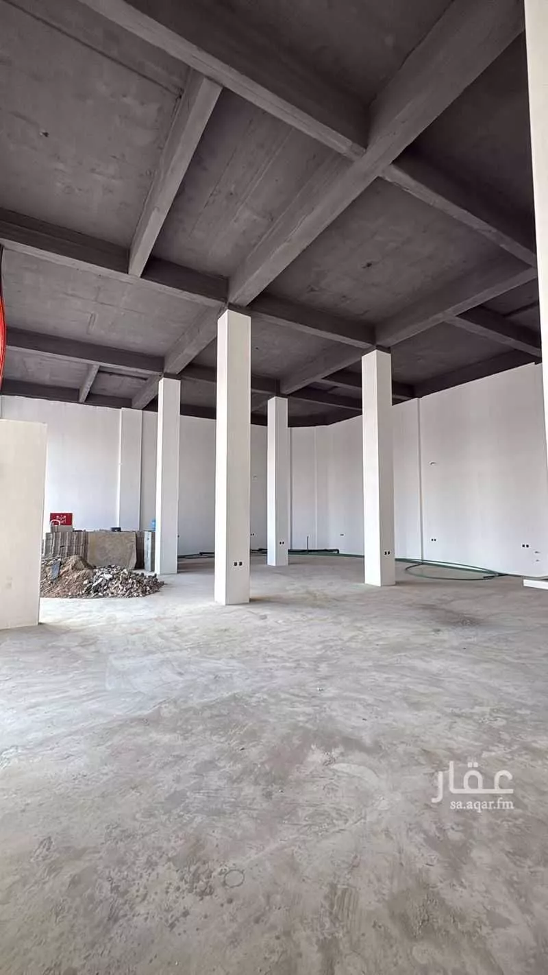 عمارة للإيجار في شارع الخبيبية, حي الصفاء, مدينة بريدة, منطقة القصيم 1 صورة