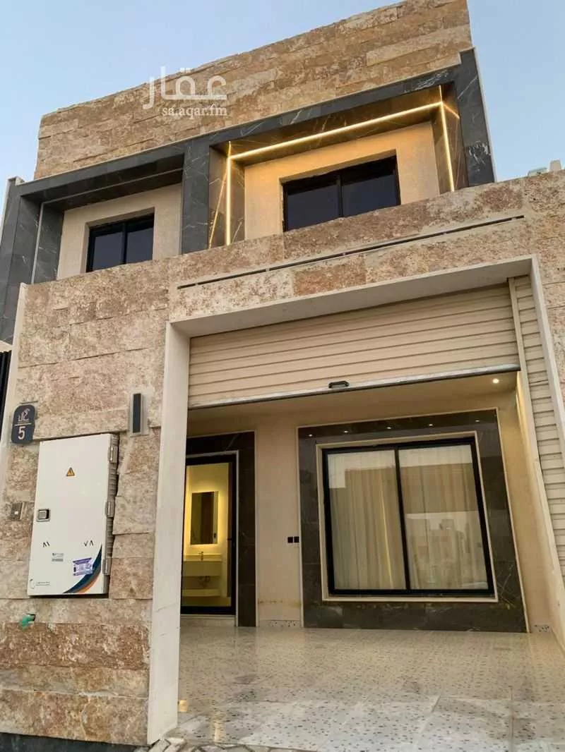 فيلا للإيجار في شارع  محمد ابن لادن, حي العوالي, مدينة الرياض, منطقة الرياض 1 صورة