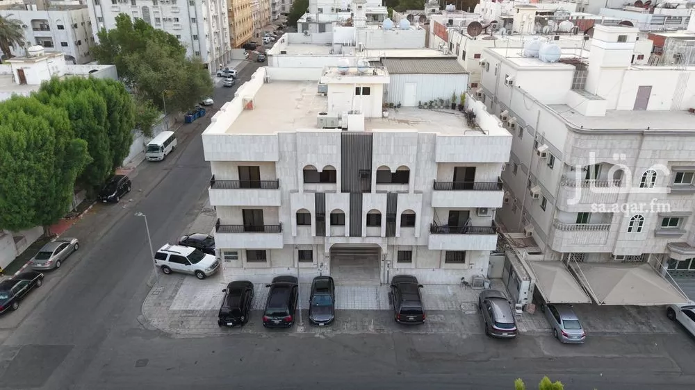 عمارة للبيع في شارع الاجهوري, حي العزيزية, مدينة جدة, منطقة مكة المكرمة 1 صورة
