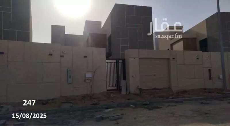 فيلا للبيع في حديقة - تحت الانشاء ، حي الجنادرية ، الرياض ، منطقة الرياض 1 صورة