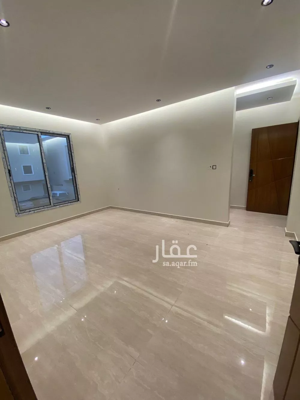شقة للبيع في شارع الوجيه بن الدهان, حي بدر, مدينة الدمام, المنطقة الشرقية 1 صورة