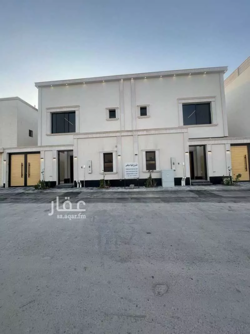 فيلا للبيع في شارع الكمال بن طلحة, حي المهدية, مدينة الرياض, منطقة الرياض 1 صورة