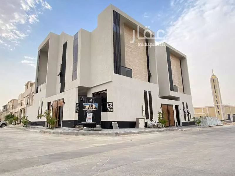 فيلا للبيع في شارع ابن صدقة الغرافي, حي المهدية, مدينة الرياض, منطقة الرياض 1 صورة
