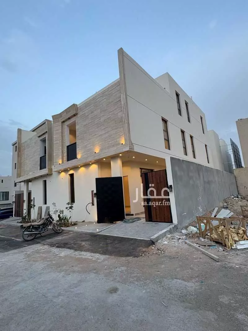 فيلا للبيع في شارع أبي العباس الصقلي, حي المهدية, مدينة الرياض, منطقة الرياض 1 صورة