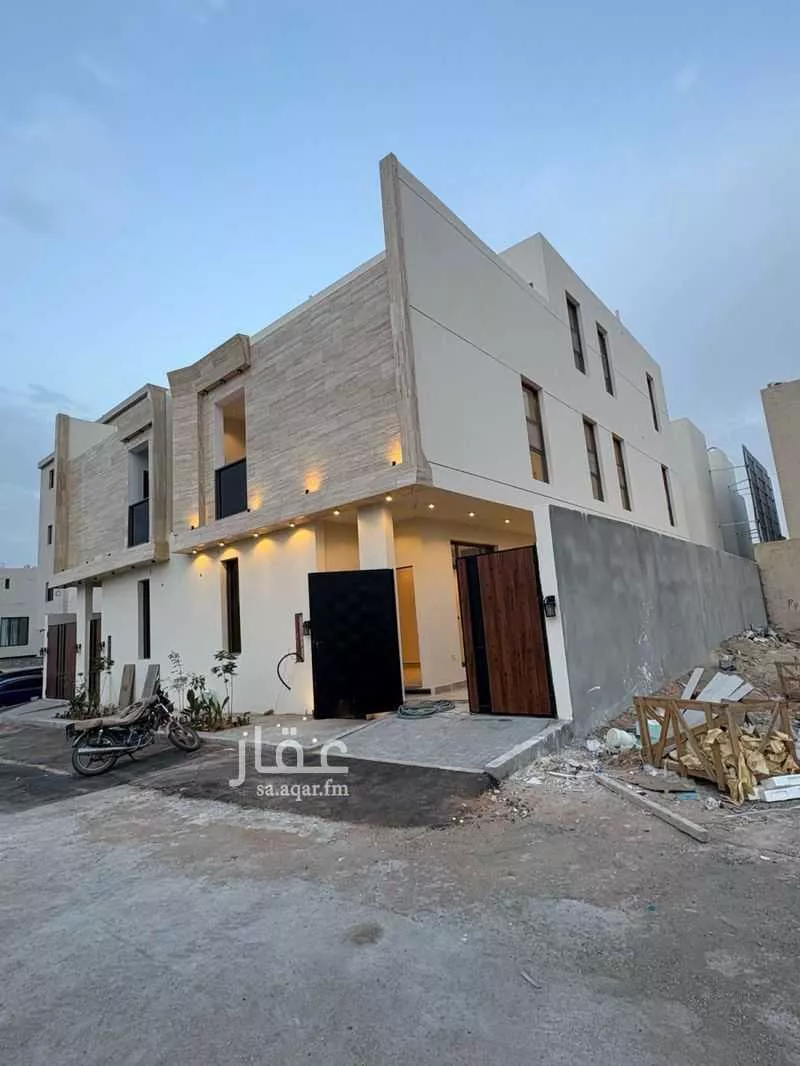 فيلا للبيع في شارع عبداللطيف بن المبارك, حي المهدية, مدينة الرياض, منطقة الرياض 1 صورة