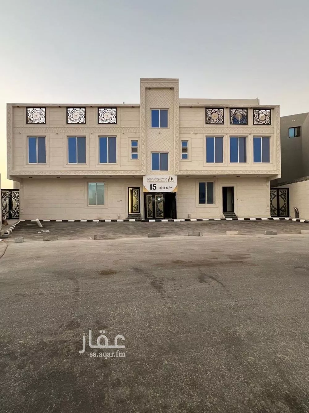 شقة للبيع في شارع 32ا, حي ضاحية الملك فهد, مدينة الدمام, المنطقة الشرقية 1 صورة