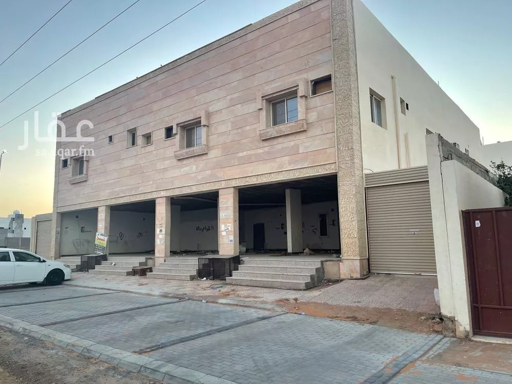 عمارة للبيع في حي الوادي, مدينة حائل, منطقة حائل 1 صورة