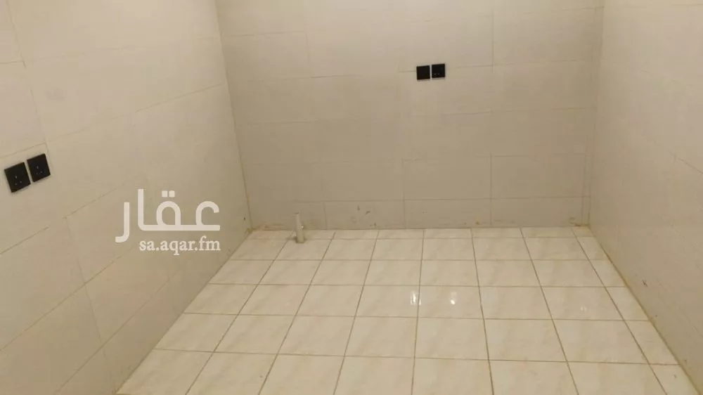 عمارة للإيجار في شارع 18346602, حي الفيصلية, مدينة الرياض, منطقة الرياض 1 صورة