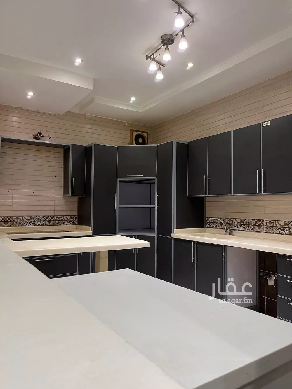 شقة للبيع في شارع امدان, حي الصفاء, مدينة جدة, منطقة مكة المكرمة 1 صورة