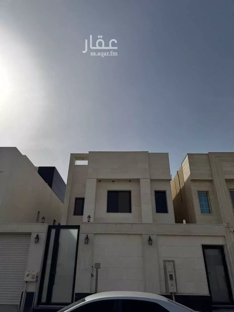 فيلا للبيع في شارع الهفوف, حي الفيصلية, مدينة الدمام, المنطقة الشرقية 1 صورة