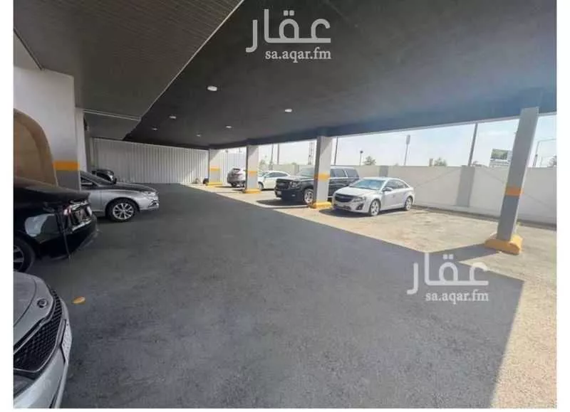 مكتب تجاري للإيجار في شارع ابي بكر الصديق, حي العارض, مدينة الرياض, منطقة الرياض 1 صورة