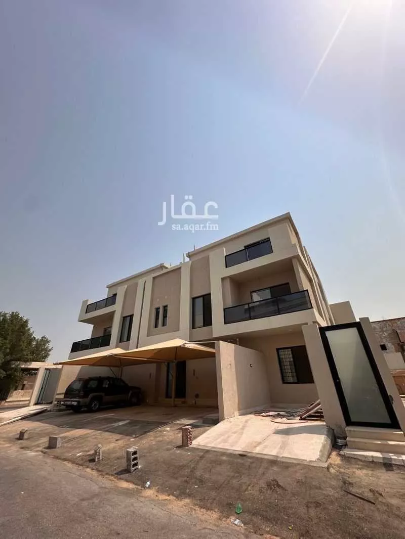 شقة للبيع في شارع العاشر, حي مدينة العمال, مدينة الدمام, المنطقة الشرقية 1 صورة