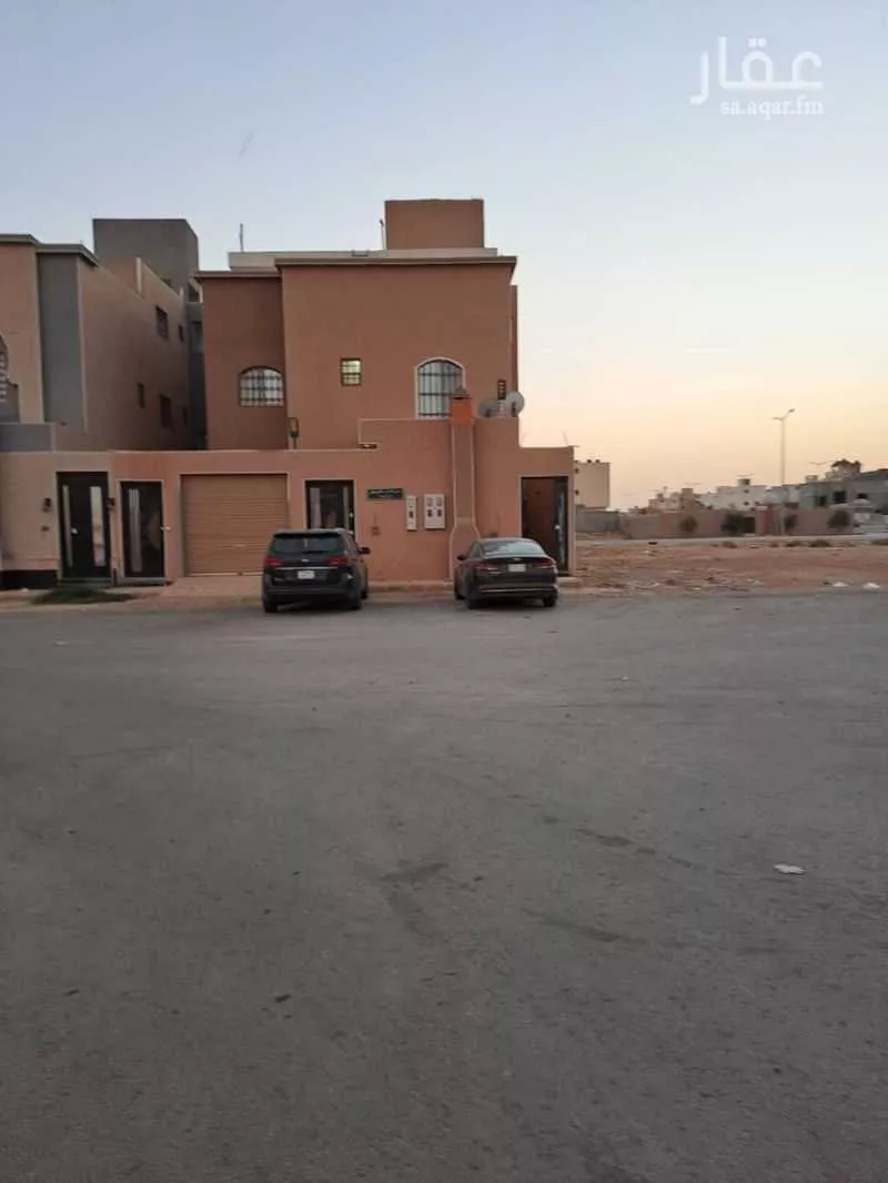 فيلا للبيع في شارع البصري, حي المهدية, مدينة الرياض, منطقة الرياض 1 صورة