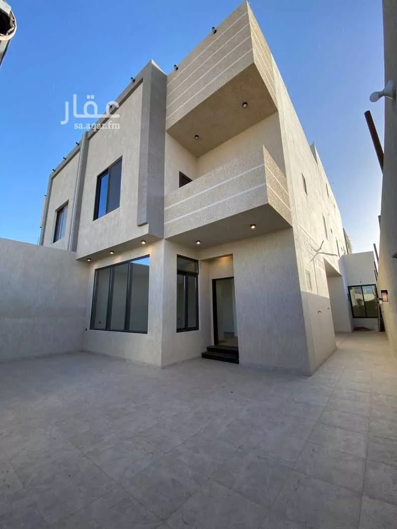 فيلا للبيع في شارع عبد الملك الهاشمي, حي التعاون, مدينة تبوك, منطقة تبوك 1 صورة