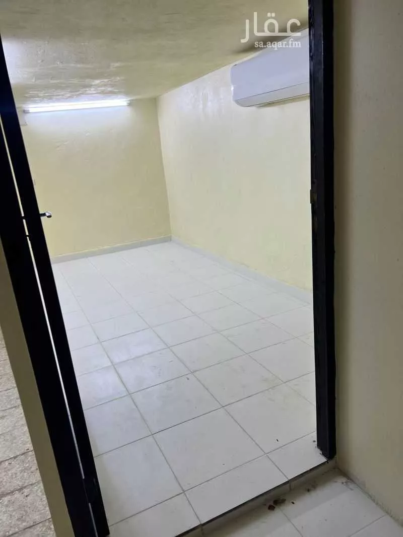 مستودع للإيجار في شارع طرابلس ، حي الشهداء الجنوبية ، الطائف ، الطائف 1 صورة