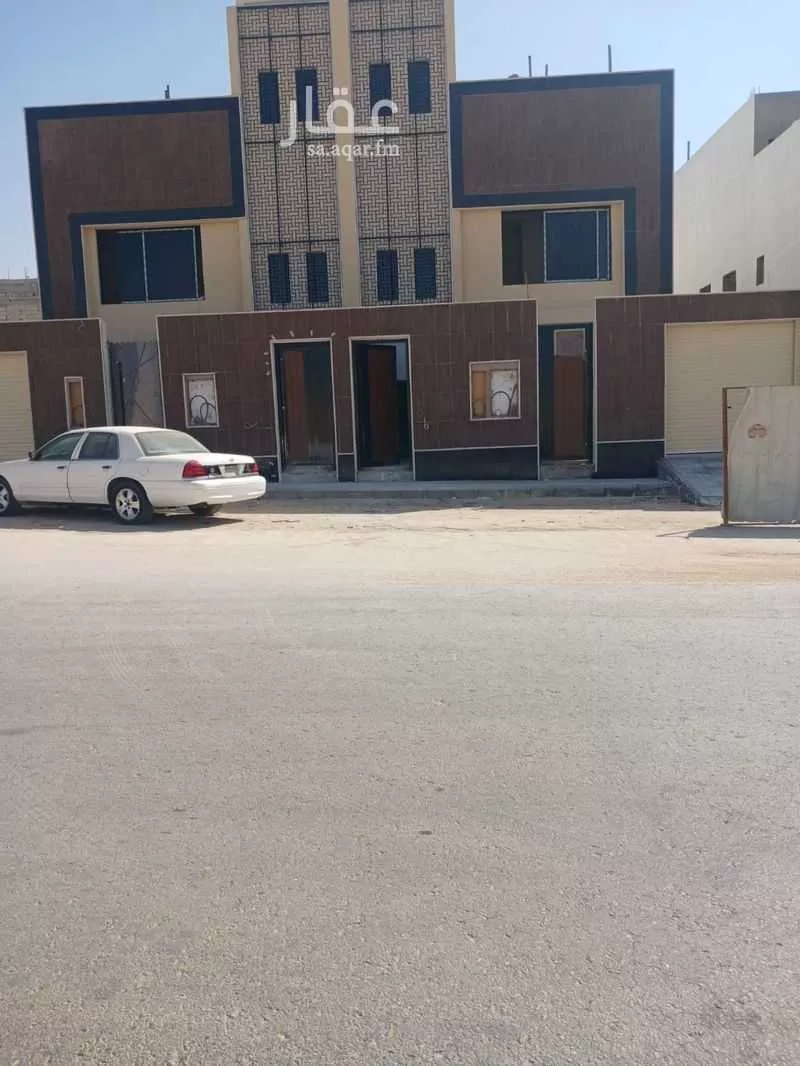 دور للبيع في شارع النغيق, حي طيبة, مدينة الرياض, منطقة الرياض 1 صورة