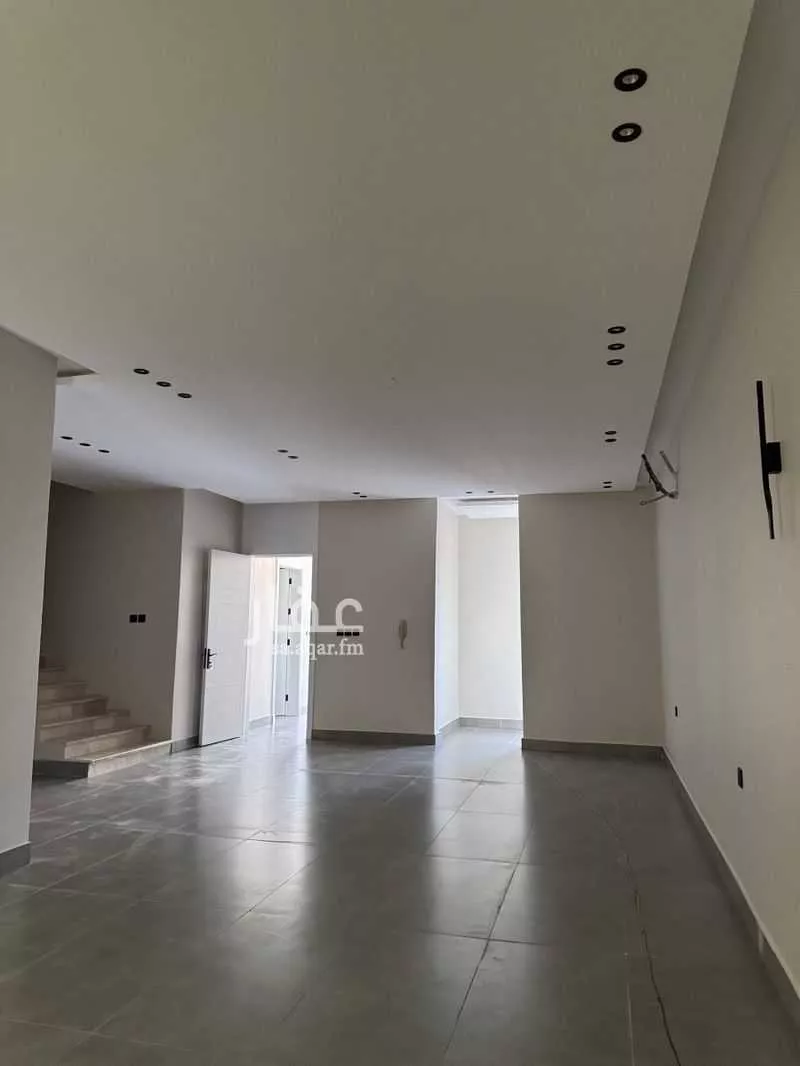 فيلا للبيع في شارع رحمة بن جابر, حي الخمرة, مدينة جدة, منطقة مكة المكرمة 1 صورة