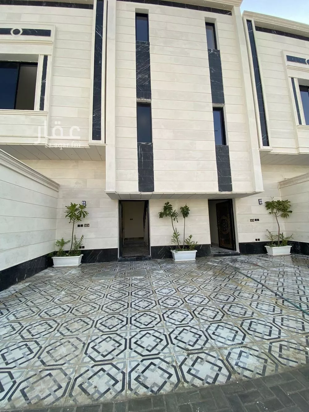 دور للبيع في شارع ابن طوق الكاتب, حي البرية, مدينة الرياض, منطقة الرياض 1 صورة