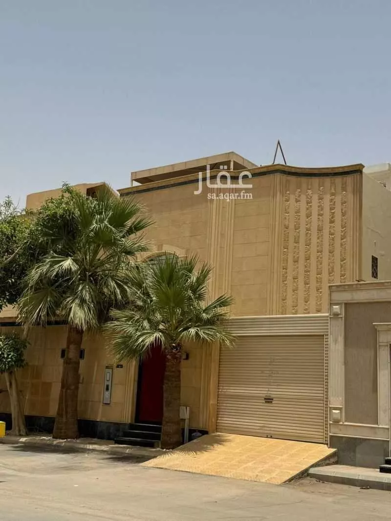 فيلا للبيع في شارع الكوادر, حي الربيع, مدينة الرياض, منطقة الرياض 1 صورة