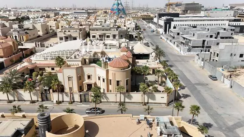 فيلا للبيع في شارع المشارق, حي حطين, مدينة الرياض, منطقة الرياض 1 صورة