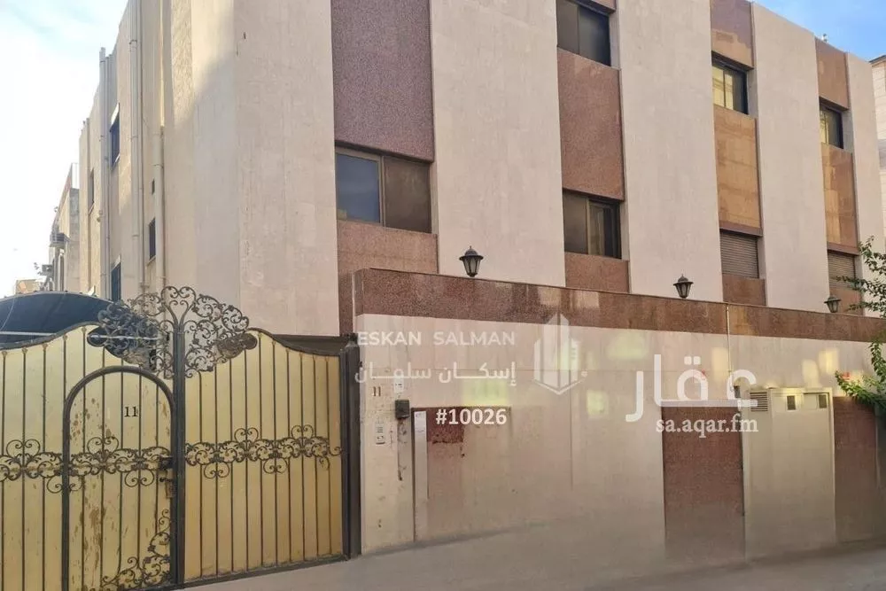 فيلا للبيع في شارع عبدالله بن المعتمر, حي البوادي, مدينة جدة, منطقة مكة المكرمة 1 صورة