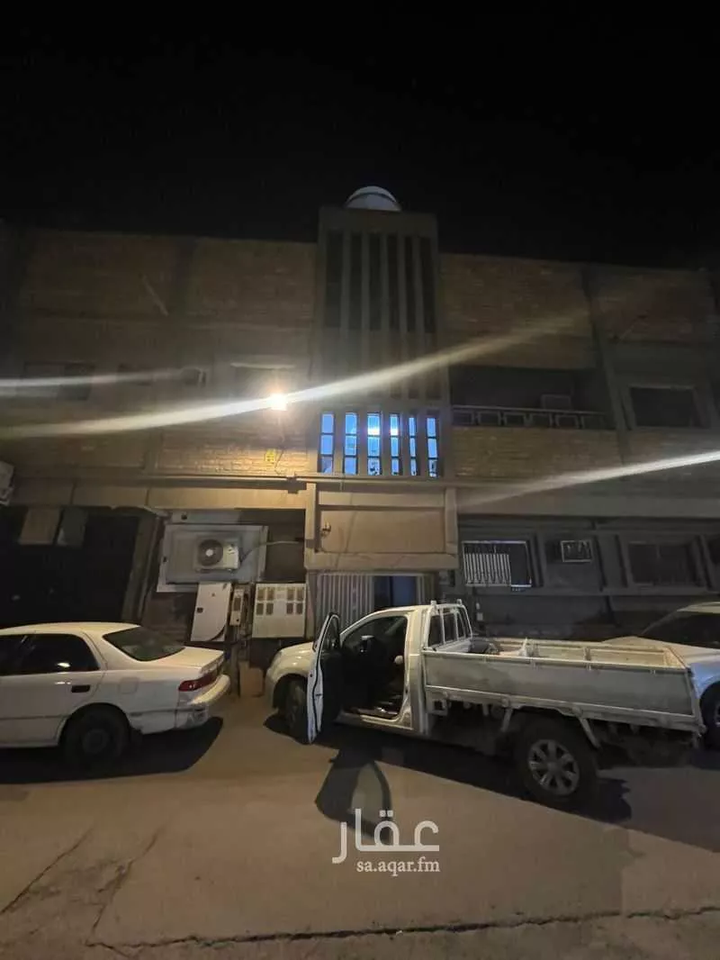 عمارة للإيجار في شارع اسحاق بن منصور, حي منفوحة, مدينة الرياض, منطقة الرياض 1 صورة