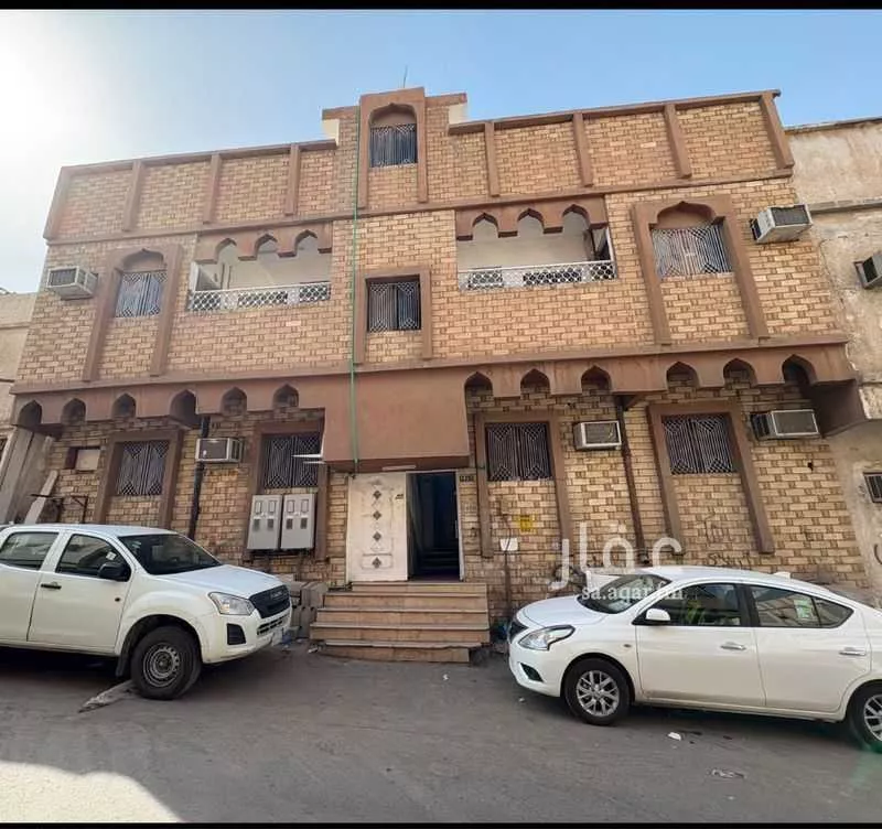 عمارة للبيع في شارع ابن عبدالجبار, حي منفوحة, مدينة الرياض, منطقة الرياض 1 صورة