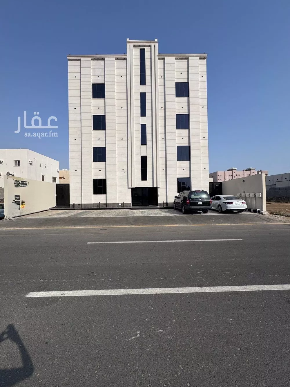 شقة للبيع في شارع احمد الطيبي, حي السويس 1, مدينة جازان, منطقة جازان 1 صورة