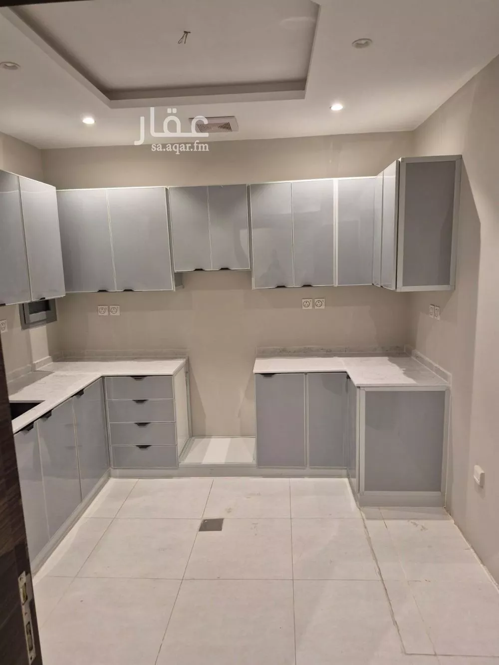 شقة للإيجار في شارع أبي إسحاق الغزال, حي الصواري, مدينة جدة, منطقة مكة المكرمة 1 صورة