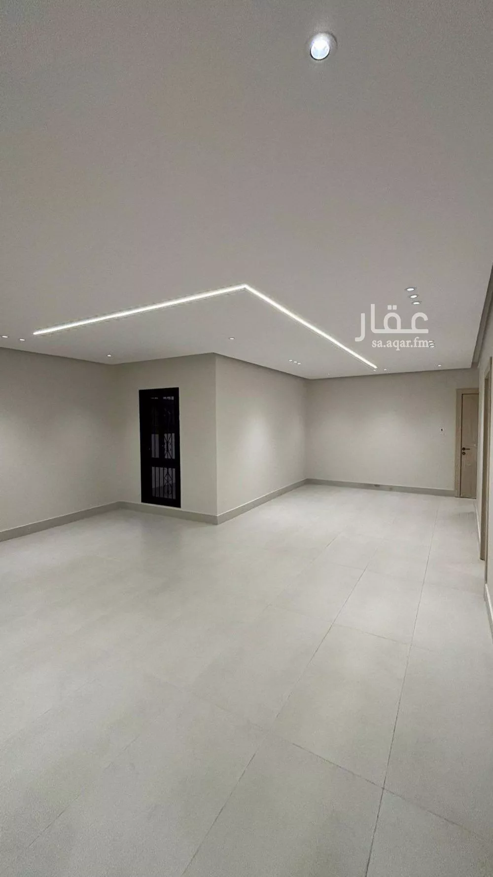 شقة للبيع في شارع القاسم بن سليمان, حي الدفاع, مدينة المدينه المنوره, منطقة المدينة المنورة 1 صورة