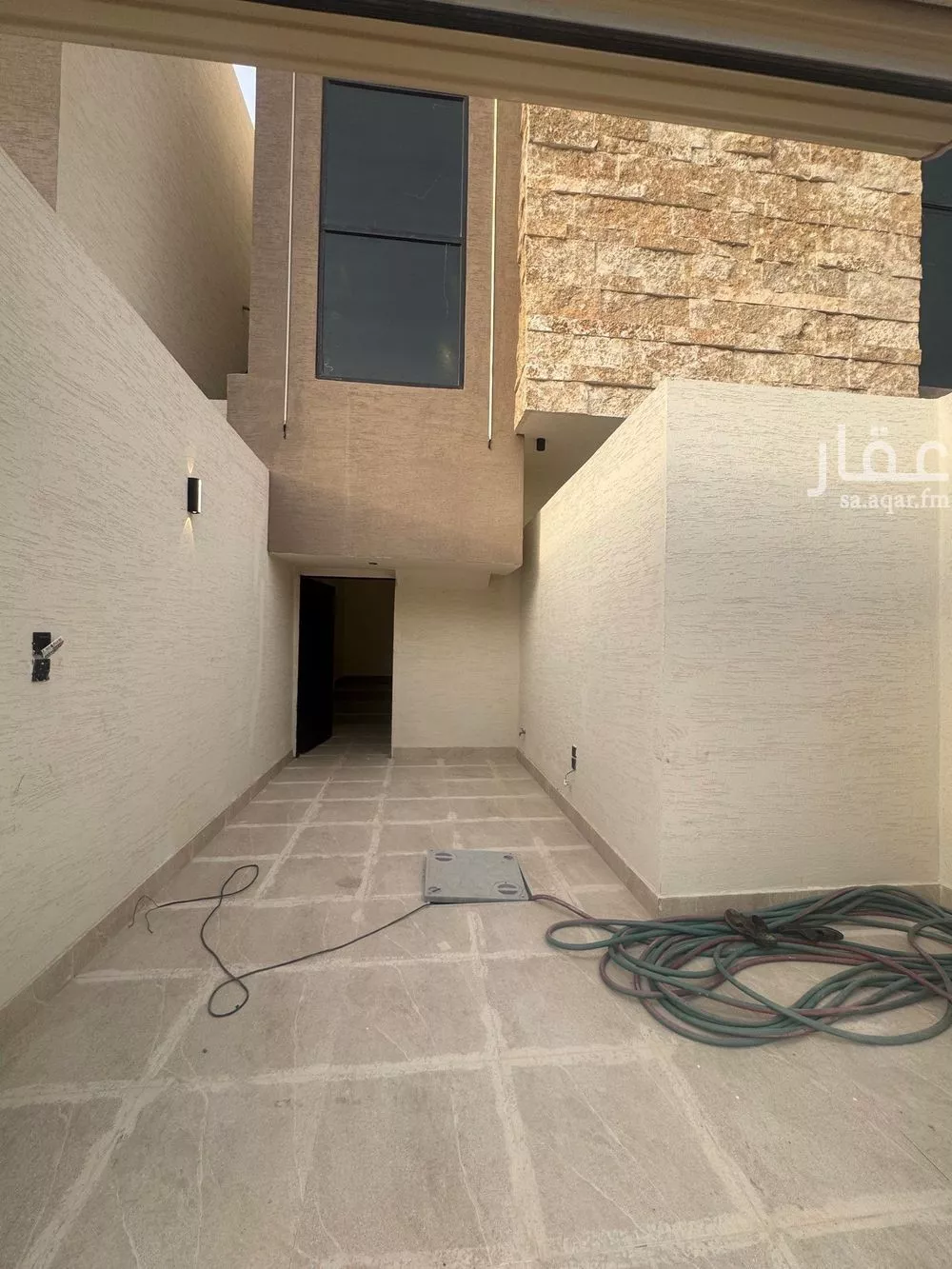 دور للبيع في شارع ريس, حي بدر, مدينة الرياض, منطقة الرياض 1 صورة