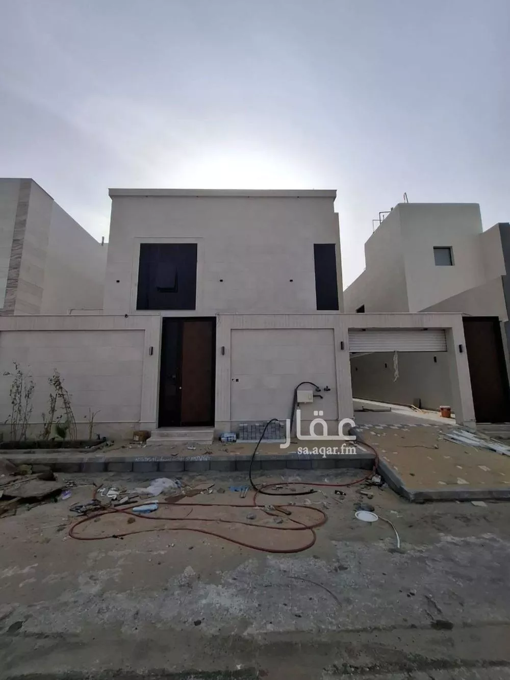 فيلا للبيع في شارع ربيعة بن السكن, حي الأمواج, مدينة الخبر, المنطقة الشرقية 1 صورة