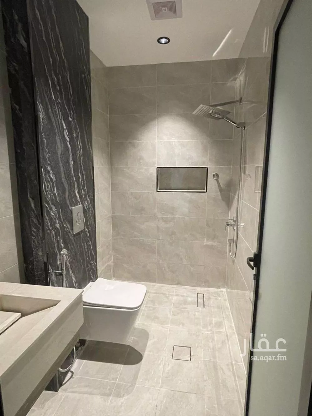 شقة للإيجار في شارع النعيرية, حي الحمراء, مدينة الخبر, المنطقة الشرقية 1 صورة