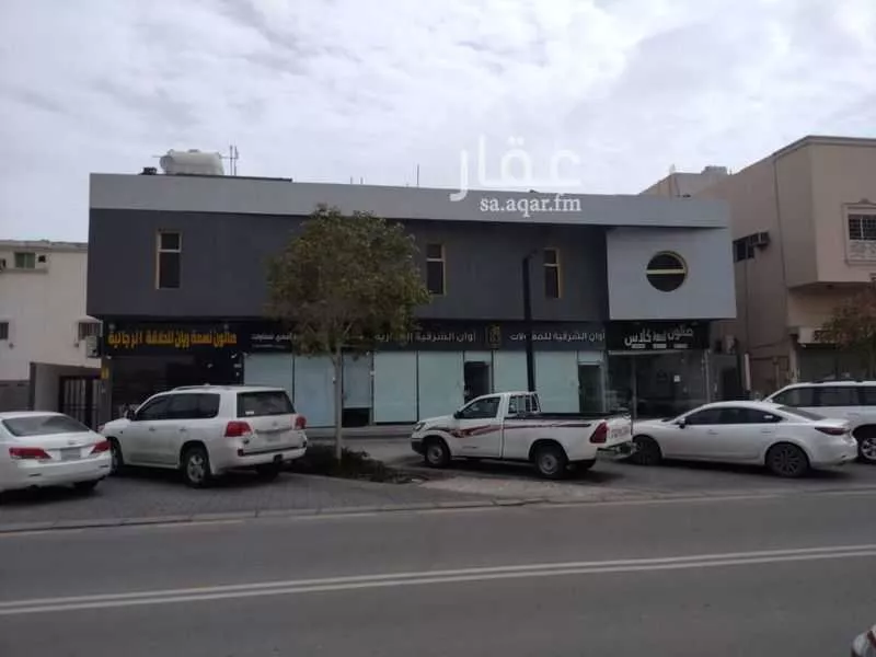 مكتب تجاري للإيجار في  1 صورة
