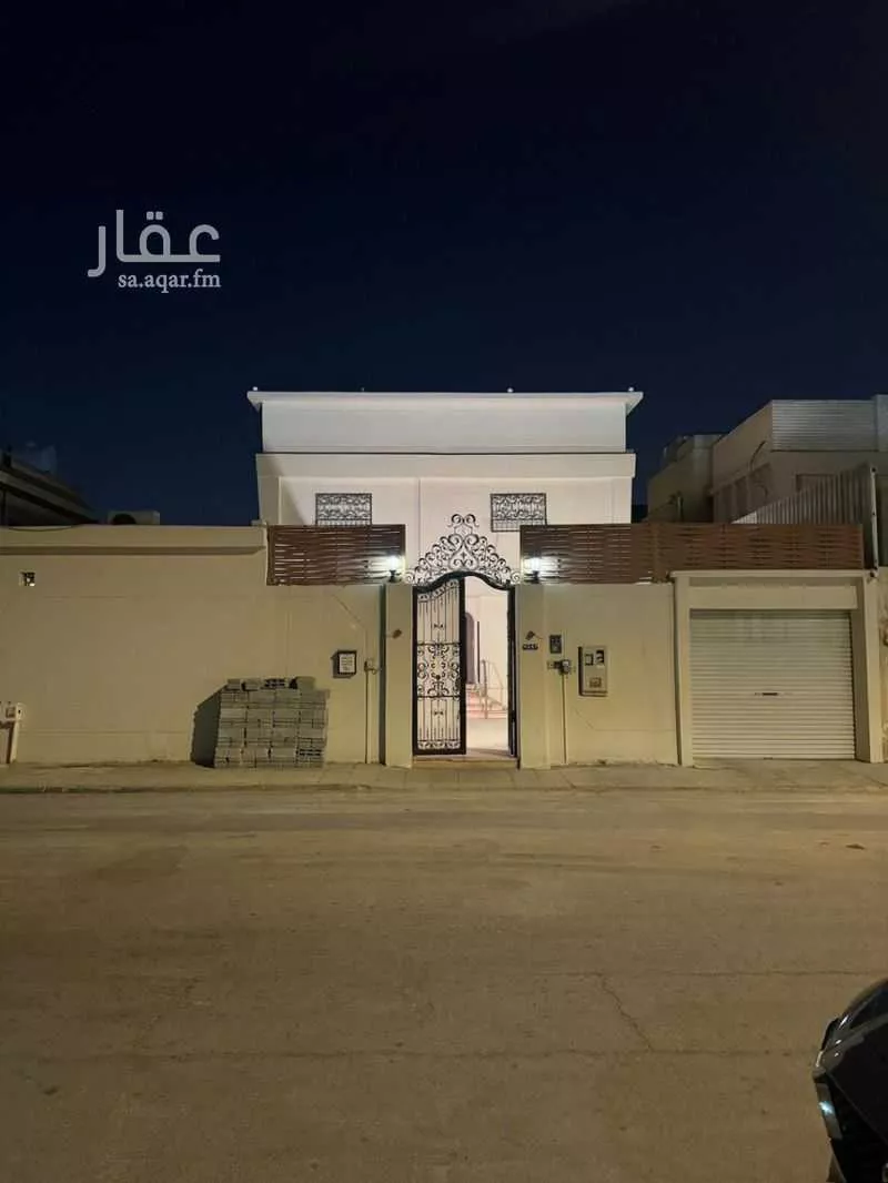 فيلا للبيع في شارع ابي الحسن بن فاضل ، حي الملز ، الرياض ، منطقة الرياض 1 صورة