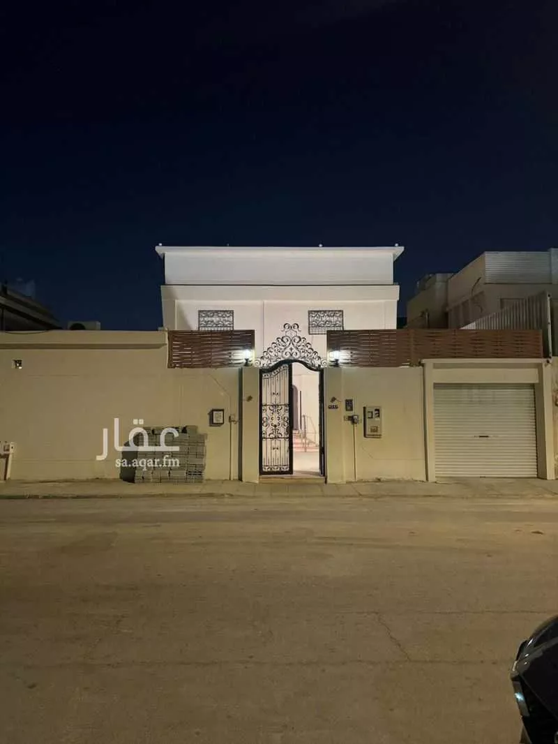 فيلا للبيع في شارع ابي الحسن بن فاضل ، حي الملز ، الرياض ، منطقة الرياض 1 صورة