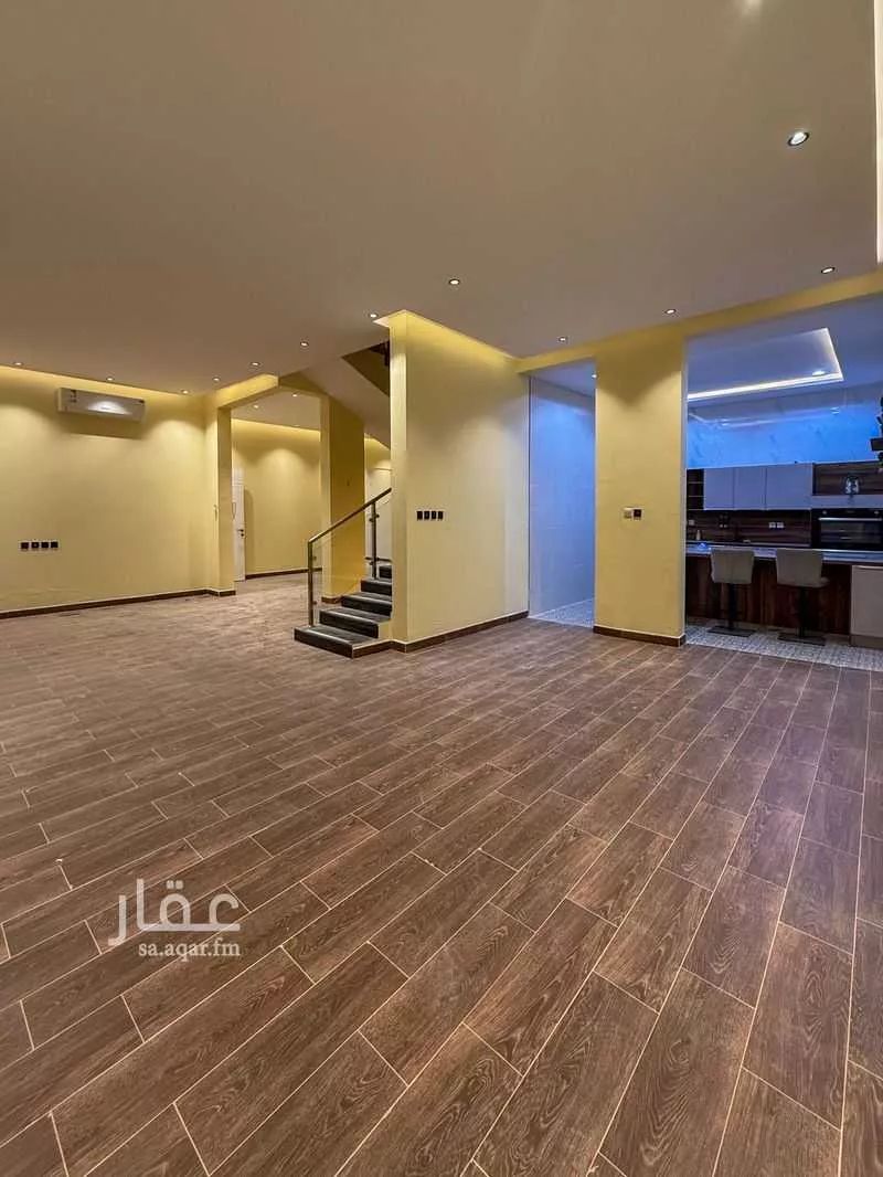فيلا للإيجار في شارع محمد بن الوليد العقيلي, حي القادسية, مدينة الرياض, منطقة الرياض 1 صورة
