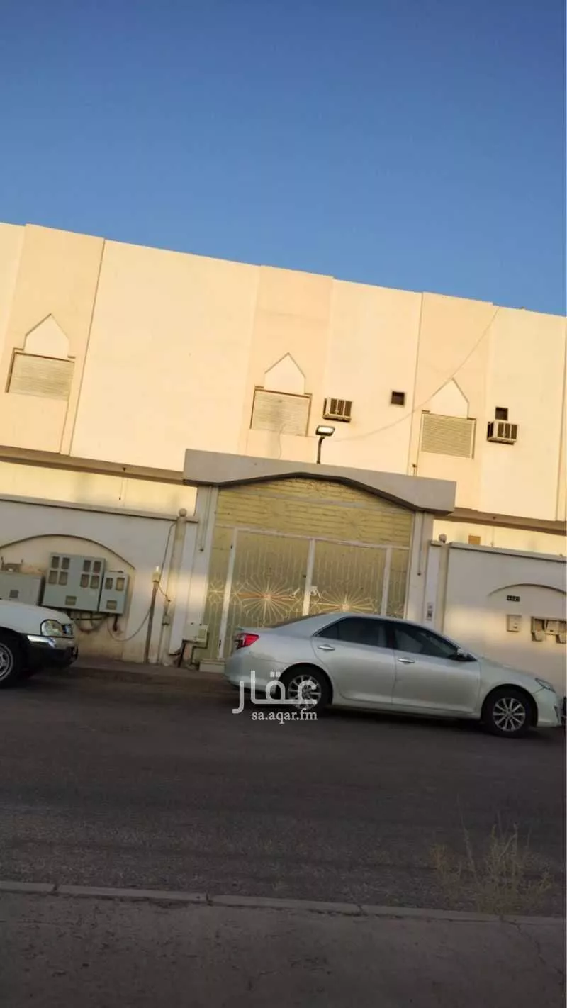 عمارة للبيع في شارع التقي الفاسي, حي البركة, مدينة المدينه المنوره, منطقة المدينة المنورة 1 صورة