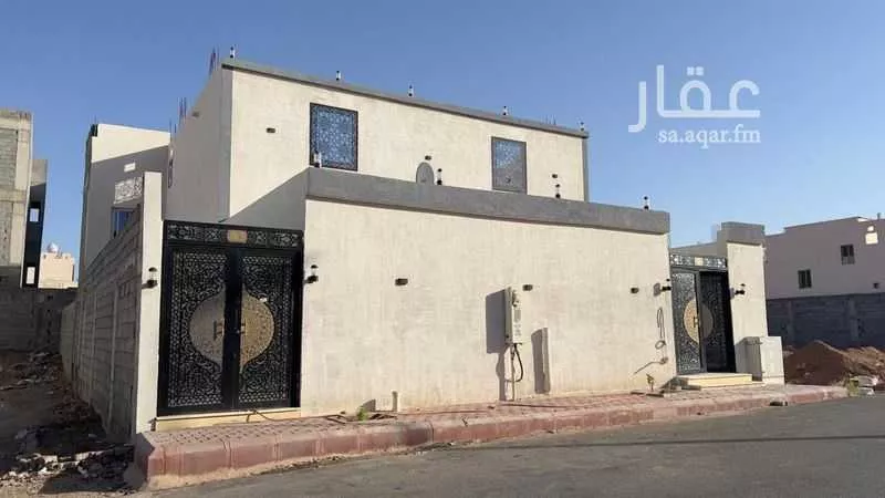 دور للبيع في شارع ابن زنجويه, حي الجصة, مدينة المدينه المنوره, منطقة المدينة المنورة 1 صورة
